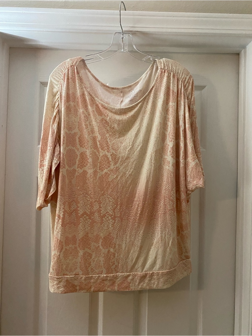Juicy Couture Peach and Cream Reptile -Print Draped Neck Top. Short Sleeve. XL